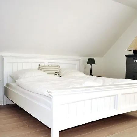 With 3 Bedrooms * Carolinensiel